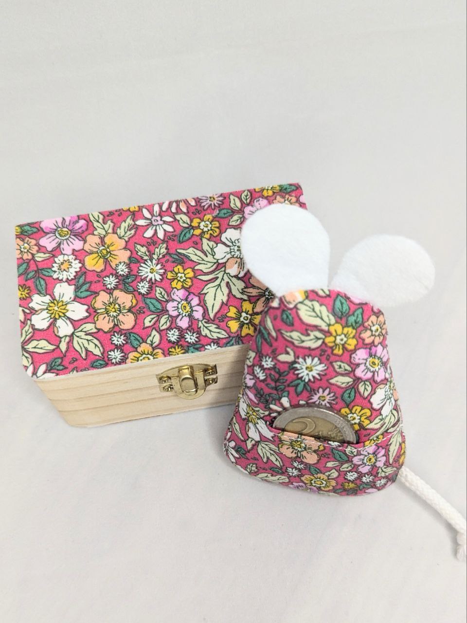 Souris et boîte à dent de lait - fleuri liberty rose