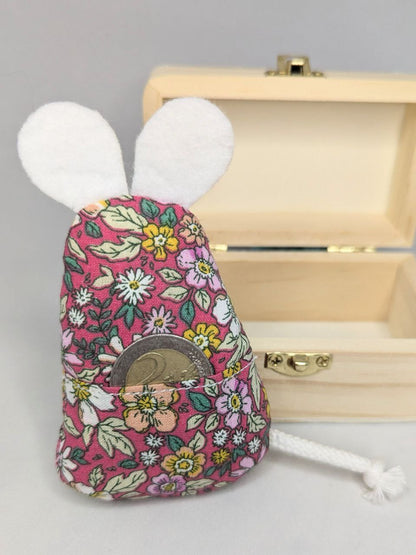 Souris et boîte à dent de lait - fleuri liberty rose